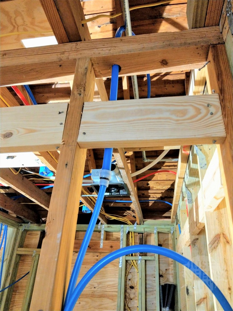 How To Install A Hose Bibb With A PEX Maintenance Loop - Just Needs Paint